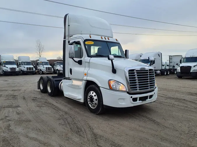 2018 FREIGHTLINER/MERCEDES CASCADIA 125