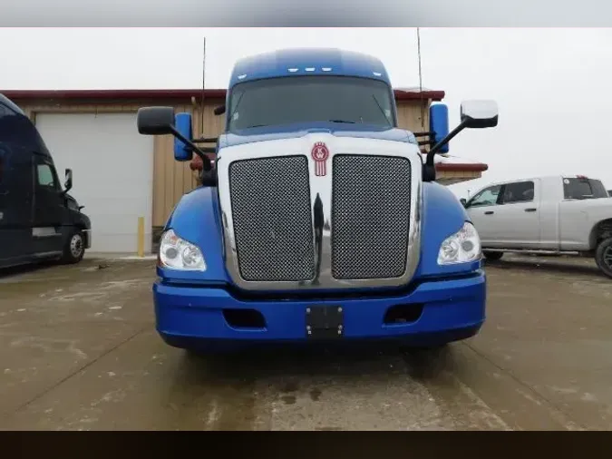 2020 Kenworth T-680