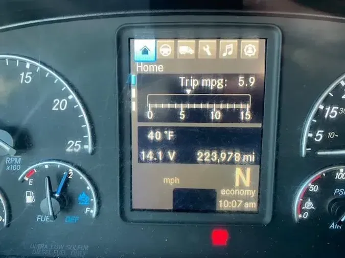 2020 Freightliner Cascadia