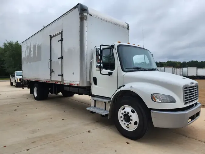 2018 FREIGHTLINER M2 106