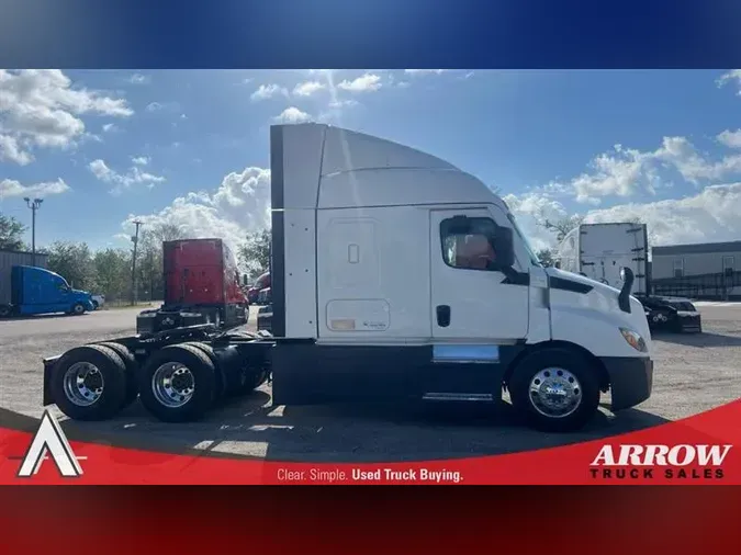 2021 FREIGHTLINER CA116