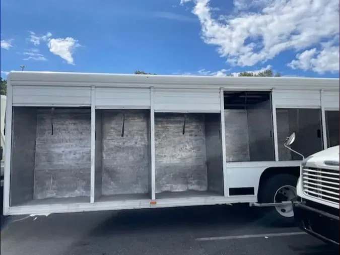 2019 NAVISTAR INTERNATIONAL 4300
