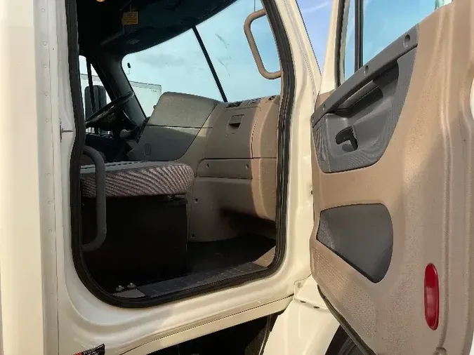 2017 Freightliner X11364ST