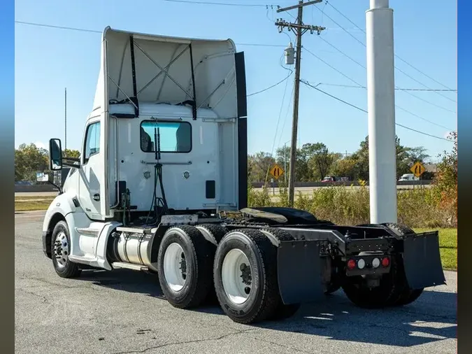 2016 KENWORTH T680