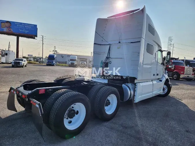 2019 VOLVO VNL64T760