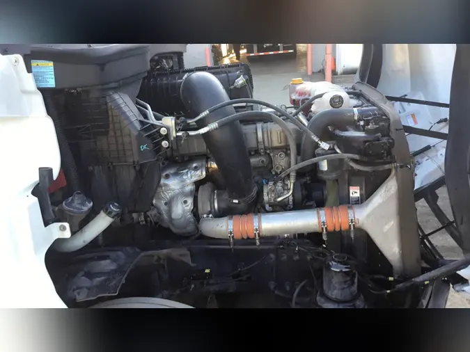 2019 Freightliner Cascadia 126