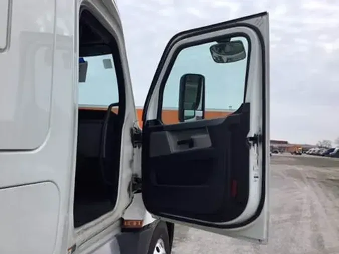 2020 Freightliner Cascadia