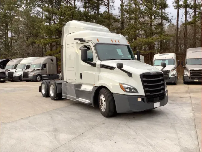 2020 Freightliner Cascadia043d26e4542474a0185c7535b9fd3091