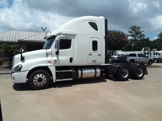 2018 FREIGHTLINER/MERCEDES CASCADIA 125043dfc65eafaa5b743847f69bdcc9a12