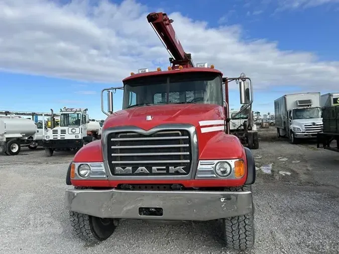 2006 MACK GRANITE CV713