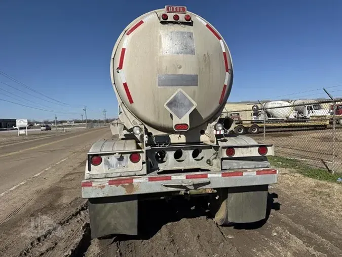 2003 HEIL 0445454fbd2b4bfee0f1d1e968be508e