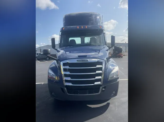 2022 Freightliner Cascadia