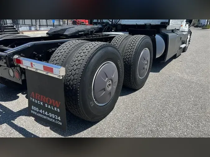 2022 INTERNATIONAL LT625
