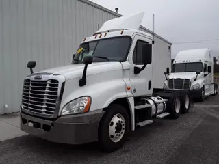 2016 Freightliner CASCADIA 125