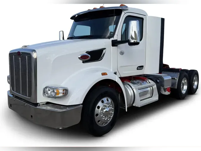 2024 Peterbilt 567044c1384473fefe7e15703f5c3e7dca2