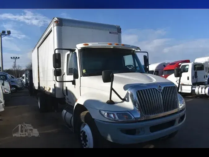 2019 INTERNATIONAL DURASTAR 4300