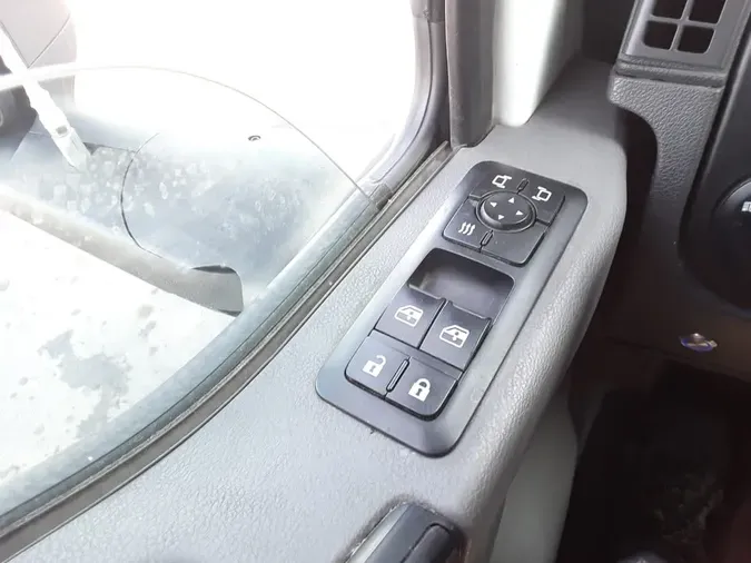 2019 NAVISTAR INTERNATIONAL LT625 SLPR CAB