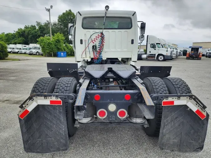 2016 FREIGHTLINER M2 106
