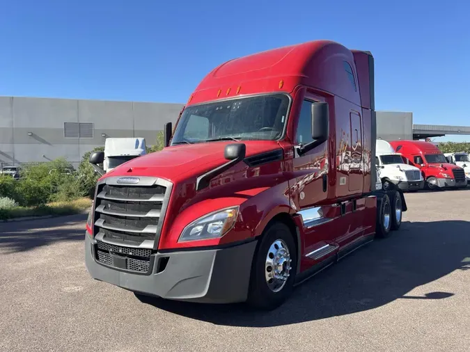 2022 Freightliner Cascadia04591afa86b442fb2035063bc7daf7ef