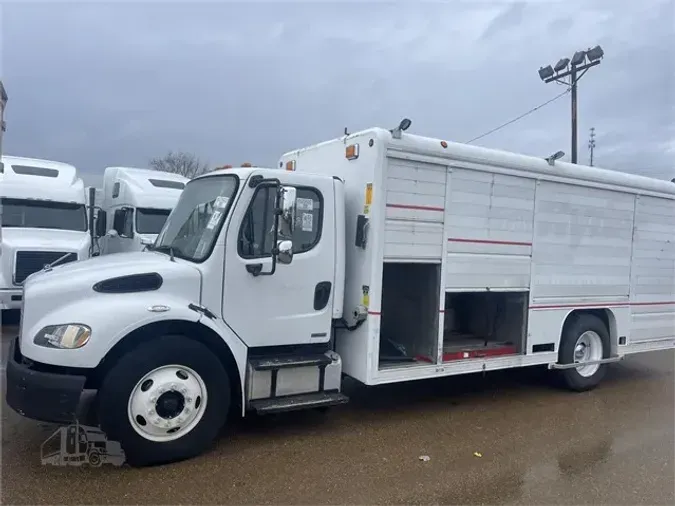 2009 FREIGHTLINER BUSINESS CLASS M2 106