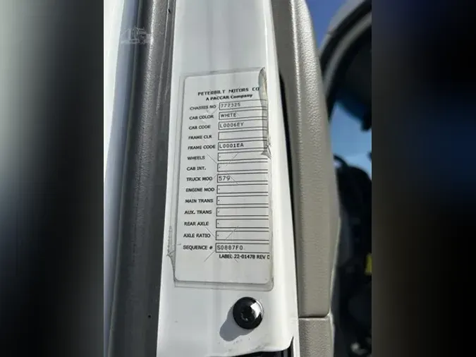 2022 PETERBILT 579