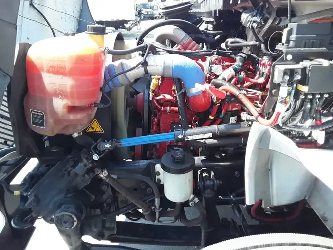 2020 NAVISTAR INTERNATIONAL MV607 (4X2)