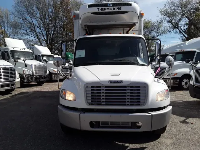 2017 FREIGHTLINER M2 106