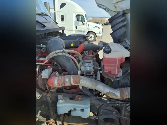 2019 NAVISTAR INTERNATIONAL LT625 DAYCAB T/A