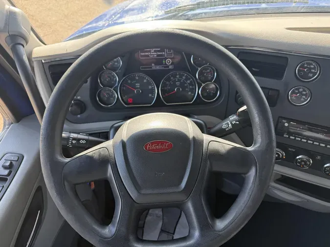 2022 Peterbilt 579