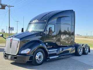 2022 KENWORTH T680