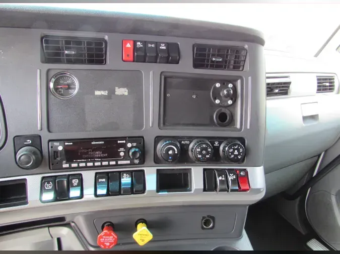 2022 Kenworth T680