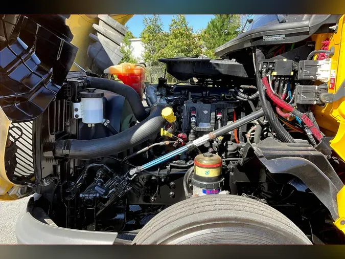 2019 INT LT625 6x40468d5ffc241dbd7f386f4aa3a0fef0f