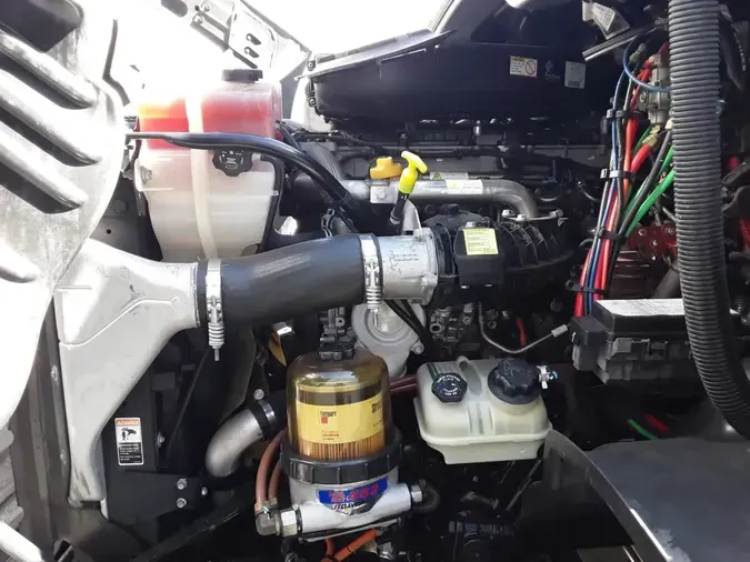 2017 FREIGHTLINER/MERCEDES CASCADIA 113