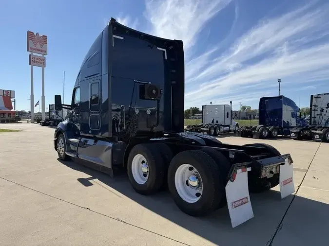 2022 Kenworth T680