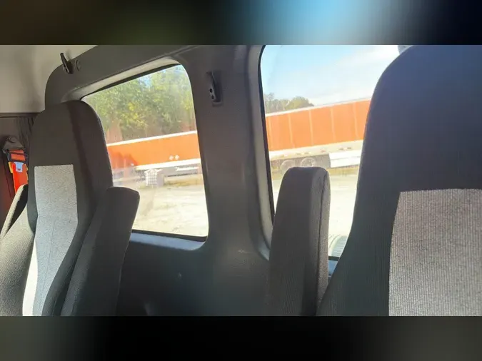 2020 Freightliner Cascadia 126