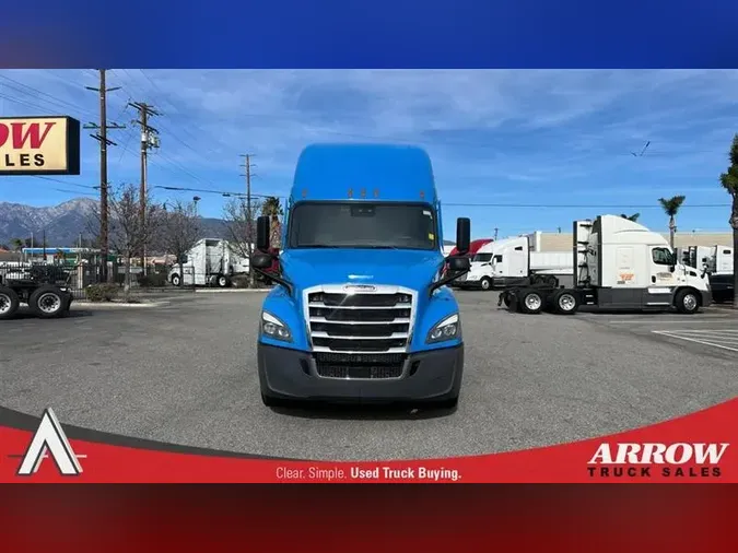 2021 FREIGHTLINER CA126