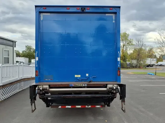 2018 FREIGHTLINER/MERCEDES M2 106