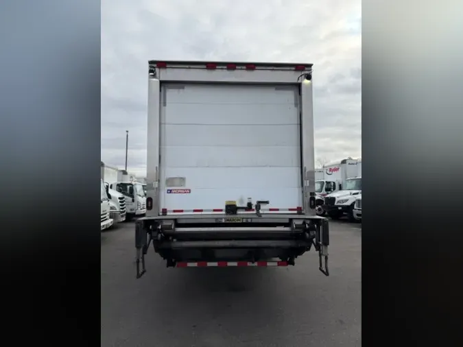 2020 FREIGHTLINER/MERCEDES M2 106