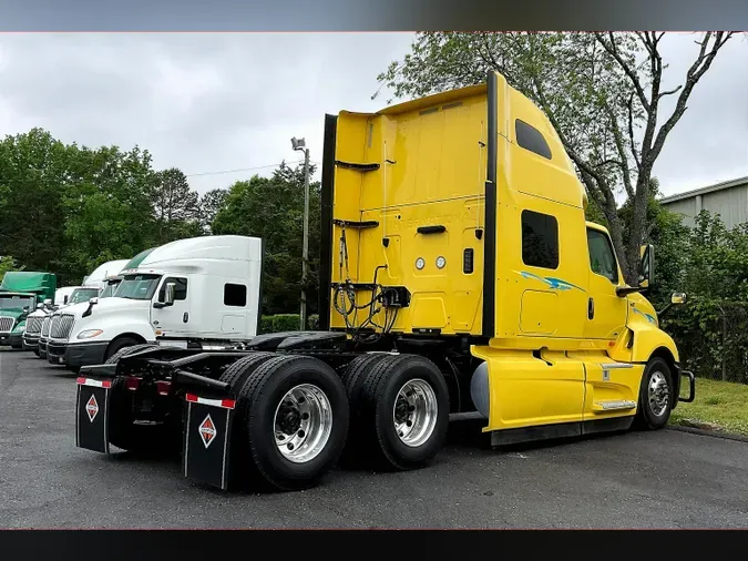2022 INT LT625 6x4