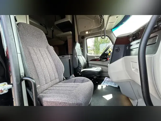 2020 PETERBILT 579