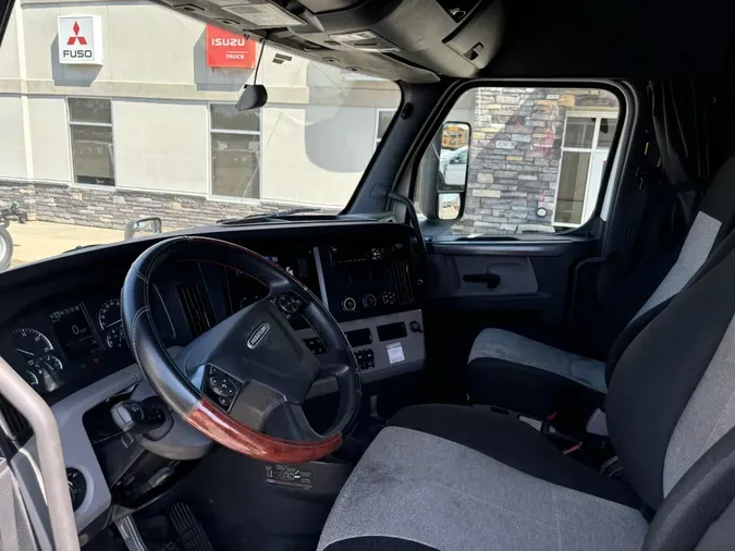 2020 Freightliner Cascadia