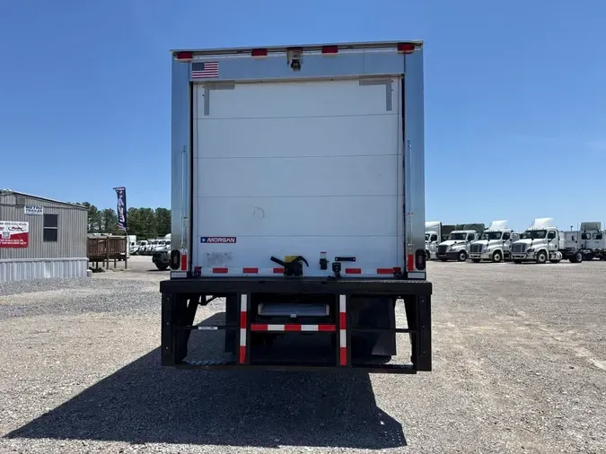 2020 FREIGHTLINER/MERCEDES M2 106