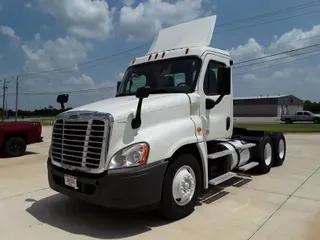 2015 Freightliner CASCADIA 125