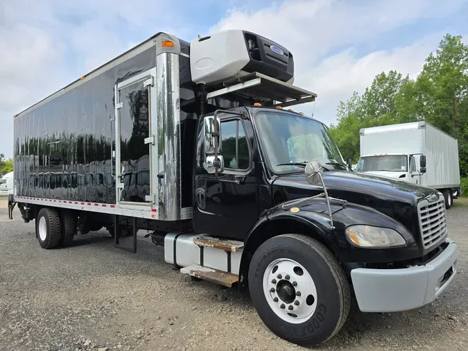 2016 FREIGHTLINER/MERCEDES M2 106