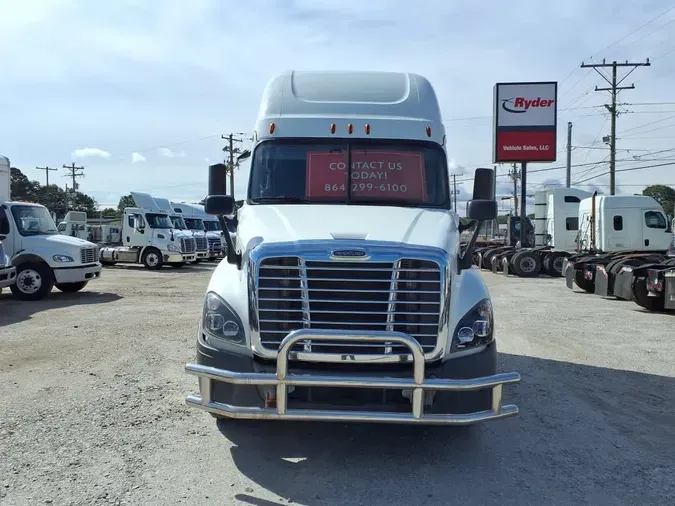 2020 FREIGHTLINER CASCADIA 125
