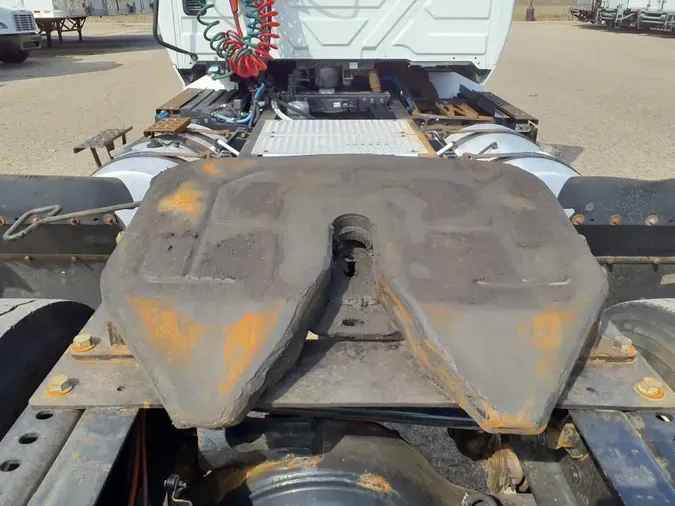 2019 NAVISTAR INTERNATIONAL RH613 DAYCAB S/A