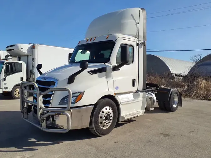 2021 FREIGHTLINER/MERCEDES CASCADIA PX11642ST049d2f24c9f85e9f5ca9570f363d053b