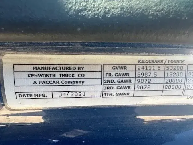 2022 Kenworth T68004a75aad0cc6267c53572c2ea88bfe17