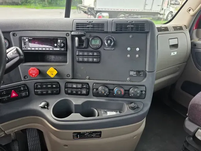 2019 FREIGHTLINER/MERCEDES CASCADIA 125
