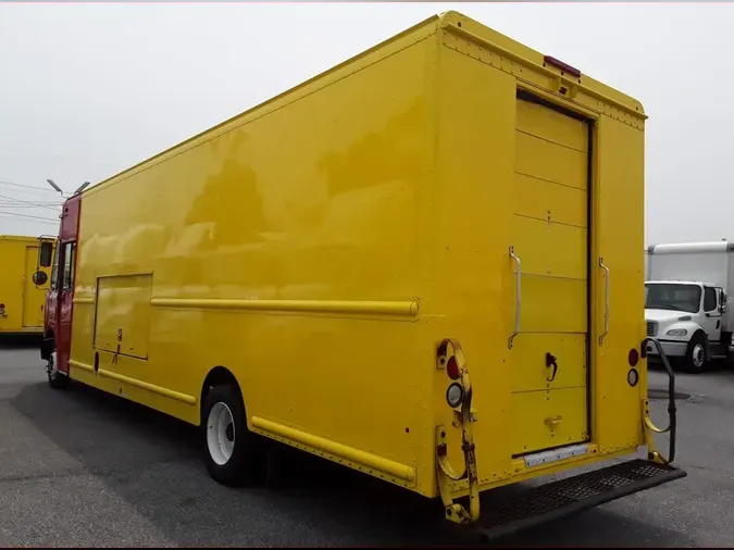 2017 FRTLR CUSTOM CHASSIS CORP MT55